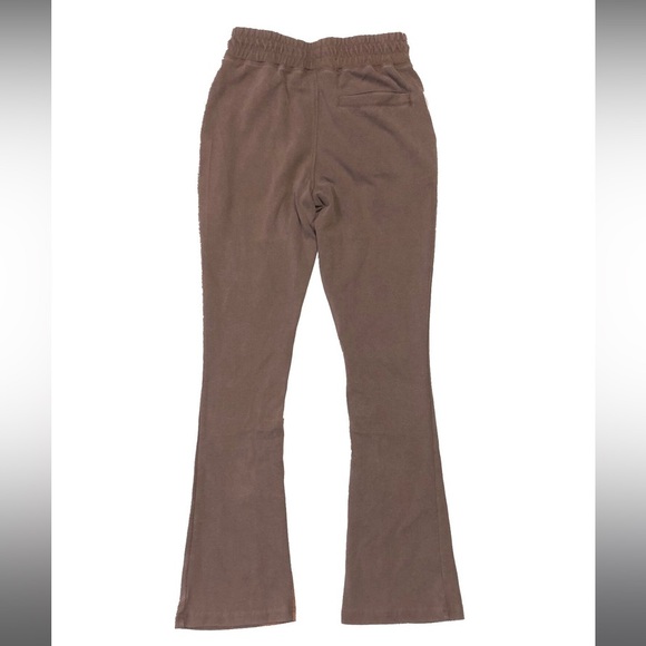 CIVILIZED BELIEVE FLARE HOODIE + JOGGER SET

STYLE# CV5580-5581

COLOR: BROWN - Picture 5 of 5